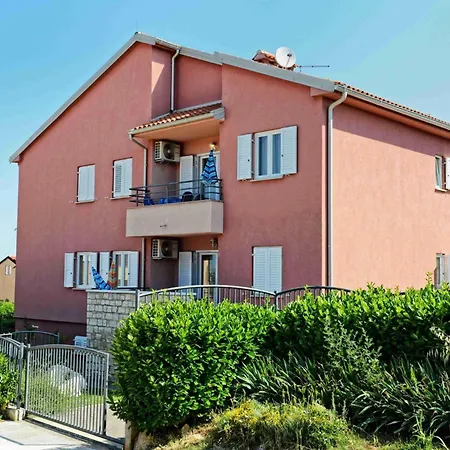 Apartment Pinta Mit Blick Auf Wasser By Interhome