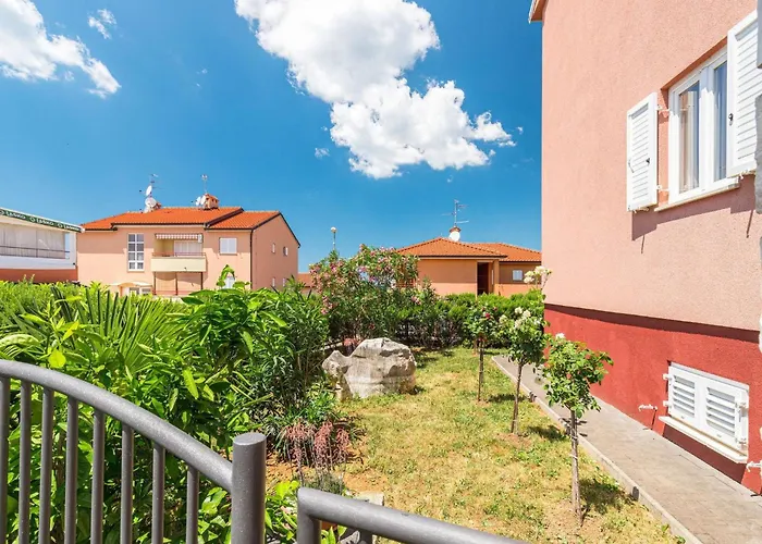 Pinta Mit Blick Auf Wasser By Interhome Apartment *